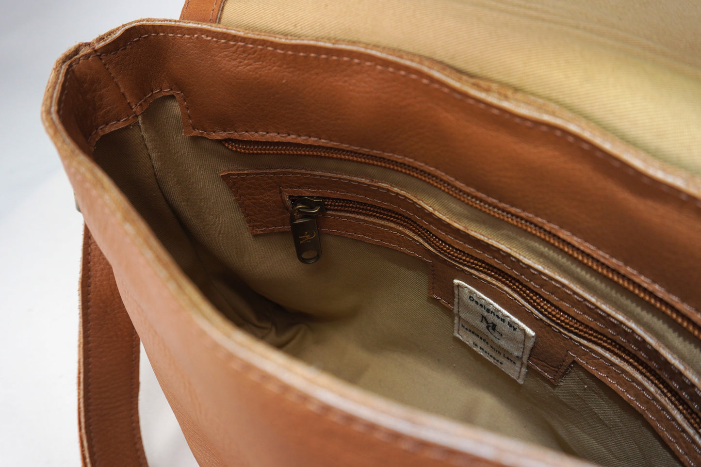 Al Andalus Damen-Umhängetasche "DUNE", karamell