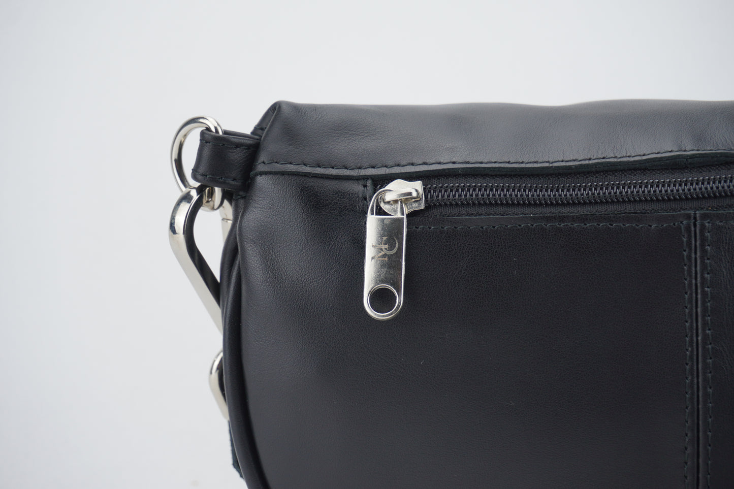Al Andalus Crossbodybag "URBAN JOURNEY", schwarz